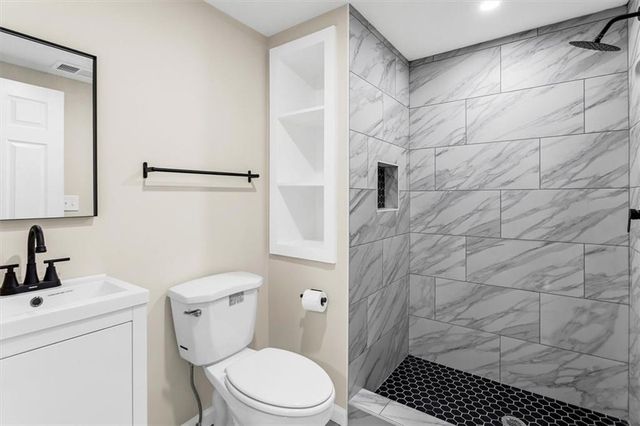 480 PINEBURR Lane, Stone Mountain, GA 30087