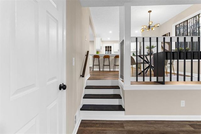 480 PINEBURR Lane, Stone Mountain, GA 30087