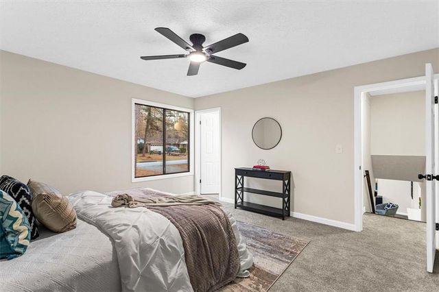 480 PINEBURR Lane, Stone Mountain, GA 30087