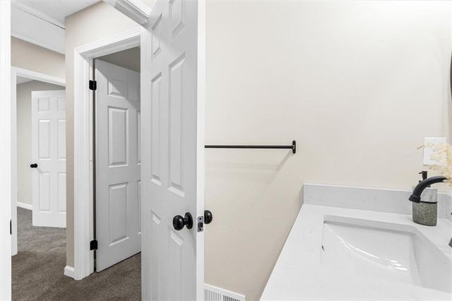 480 PINEBURR Lane, Stone Mountain, GA 30087