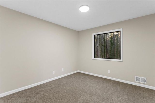 480 PINEBURR Lane, Stone Mountain, GA 30087