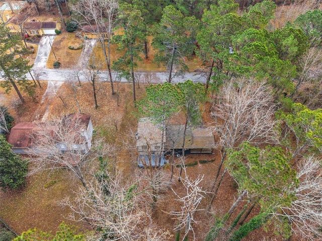 480 PINEBURR Lane, Stone Mountain, GA 30087