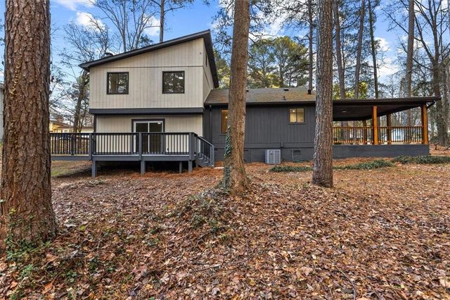 480 PINEBURR Lane, Stone Mountain, GA 30087