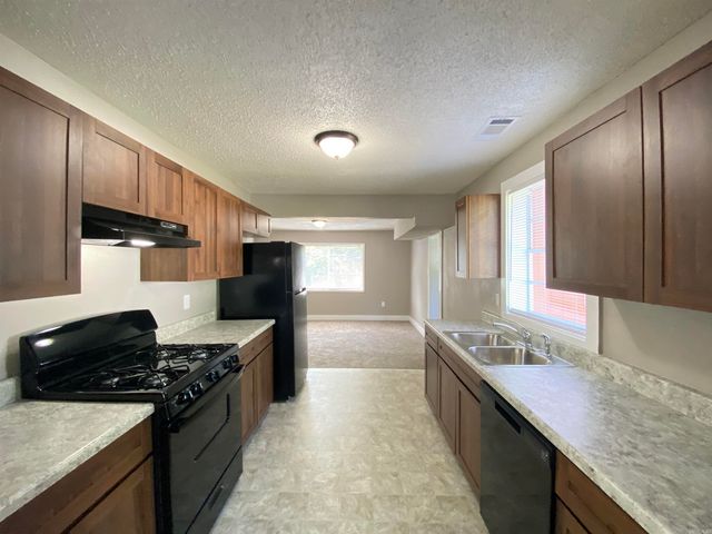 112 Galloway Circle, Jacksonville, AR 72076