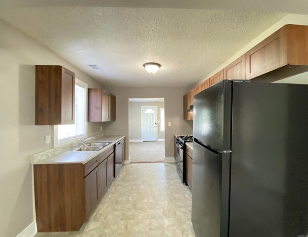 112 Galloway Circle, Jacksonville, AR 72076