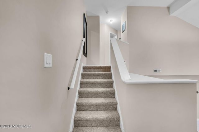 2102 Buckingham Circle, Middletown, NJ 07748