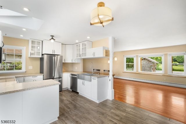 111 Lake Dr, Byram Twp., NJ 07874