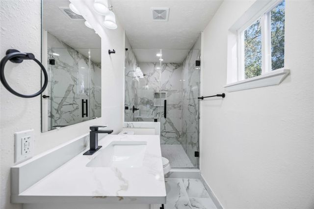 18234 Atkinson Lane, Conroe, TX 77384