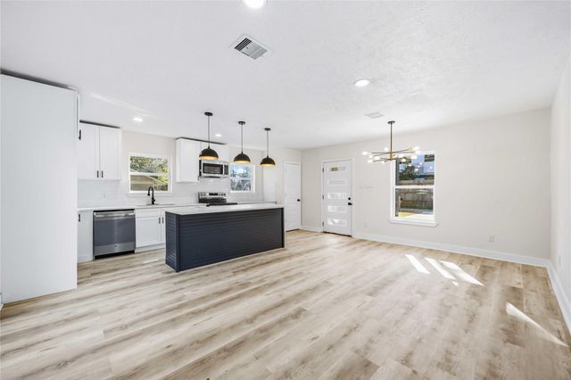 18234 Atkinson Lane, Conroe, TX 77384