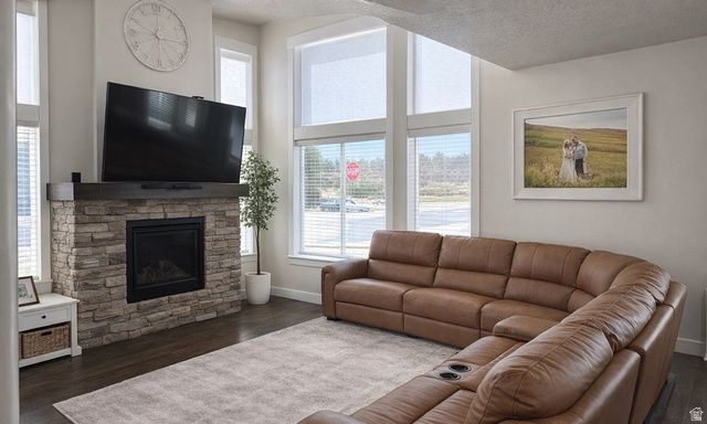 1521 W TRUSS DR, Bluffdale, UT 84065