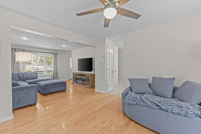 113 Hillside Lane, Fletcher, VT 05448