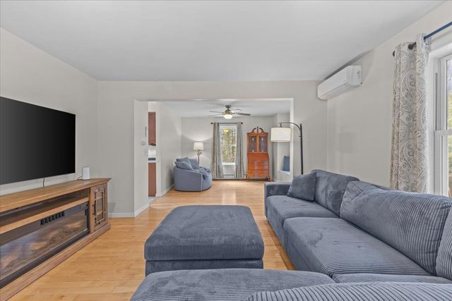 113 Hillside Lane, Fletcher, VT 05448