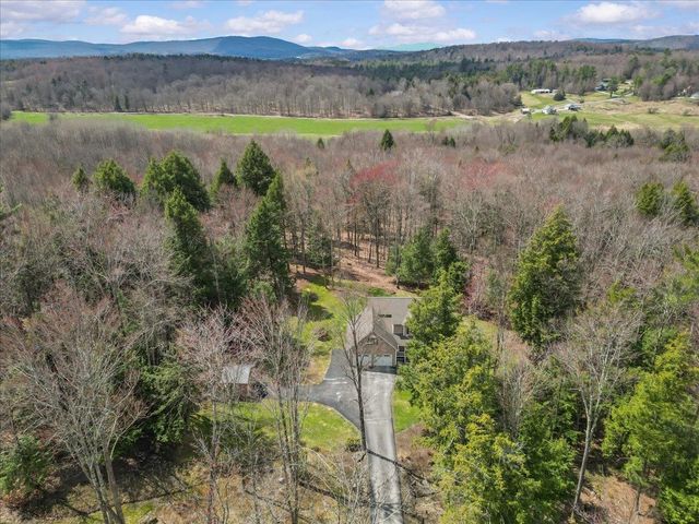 113 Hillside Lane, Fletcher, VT 05448