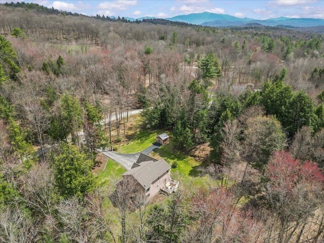113 Hillside Lane, Fletcher, VT 05448