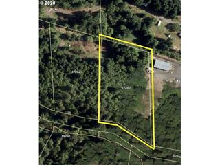 17280 S NORTH END Rd, Oregon City, OR 97045