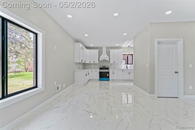 3811 Alice Street, Dearborn, MI 48124