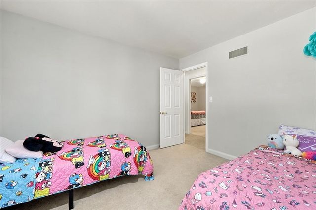 900 SW Murray Road, Lee's Summit, MO 64081