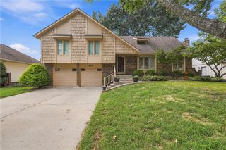 900 SW Murray Road, Lee's Summit, MO 64081