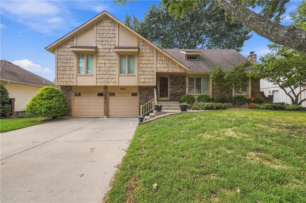 900 SW Murray Road, Lee's Summit, MO 64081