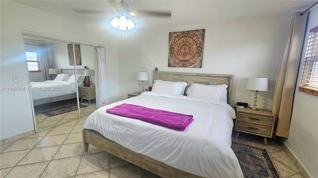 180 NE 12th Ave 10E, Hallandale Beach, FL 33009