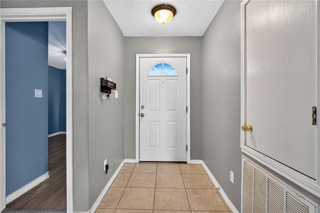 5742 Skylark Dr, Corpus Christi, TX 78408 — photo 5