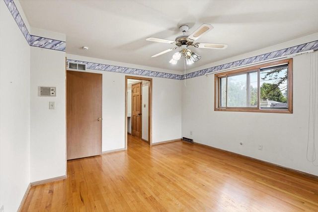 10042 W Tower AVENUE, Milwaukee, WI 53224