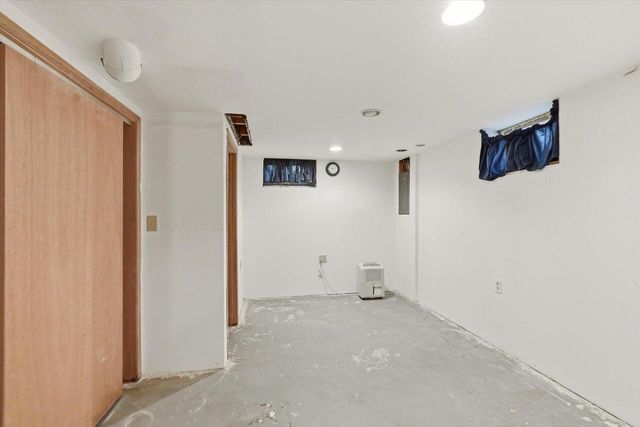 10042 W Tower AVENUE, Milwaukee, WI 53224