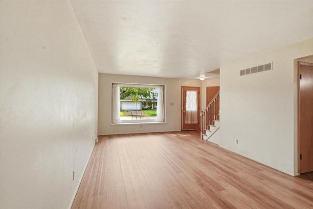 10042 W Tower AVENUE, Milwaukee, WI 53224
