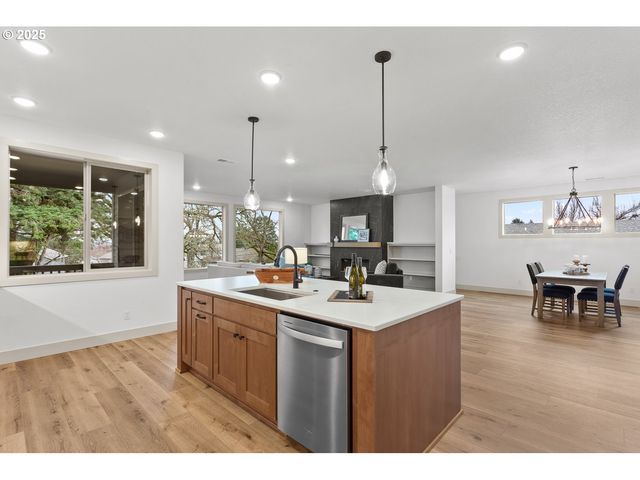 3317 Butte Dr, Forest Grove, OR 97116