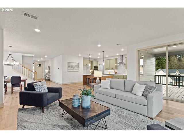 3317 Butte Dr, Forest Grove, OR 97116