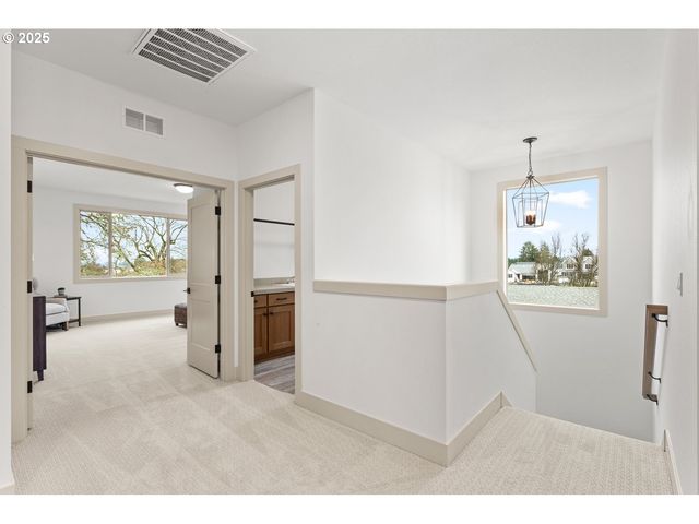 3317 Butte Dr, Forest Grove, OR 97116