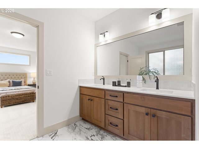 3317 Butte Dr, Forest Grove, OR 97116