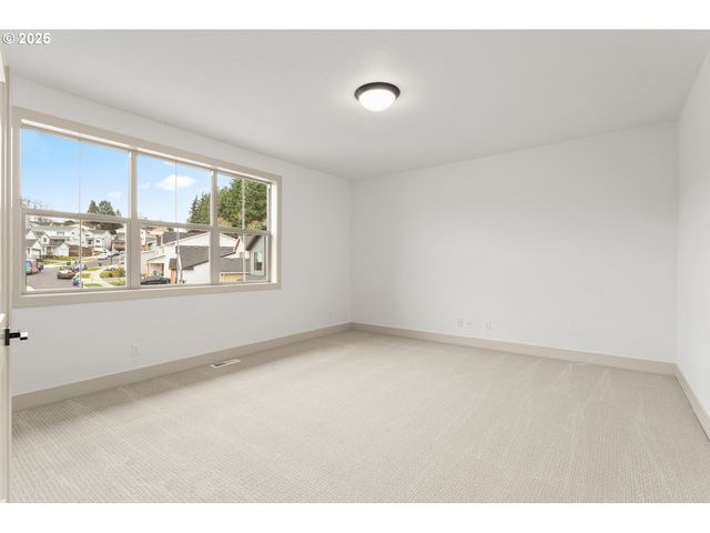 3317 Butte Dr, Forest Grove, OR 97116