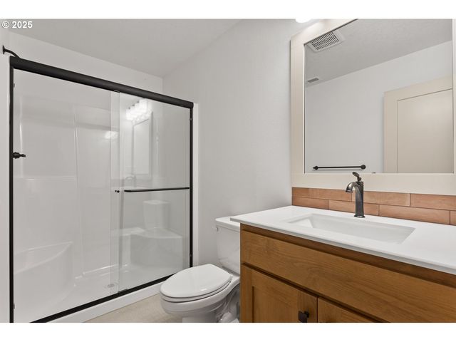 3317 Butte Dr, Forest Grove, OR 97116