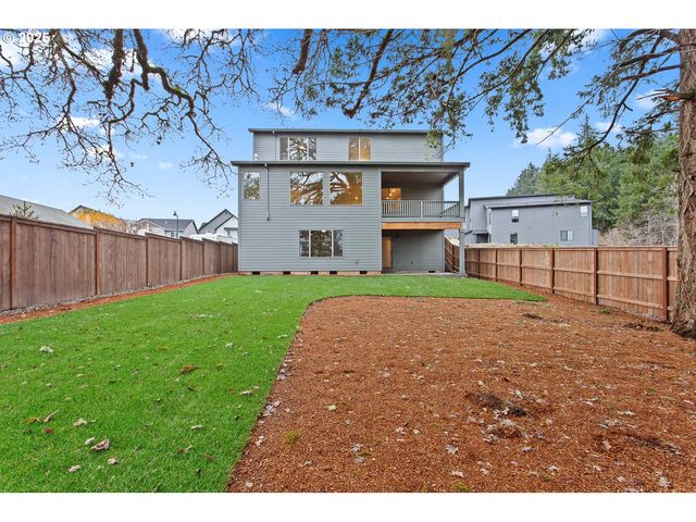 3317 Butte Dr, Forest Grove, OR 97116