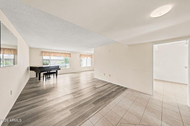 15410 N RIDGEVIEW Road, Sun City, AZ 85351