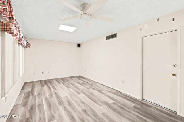 15410 N RIDGEVIEW Road, Sun City, AZ 85351