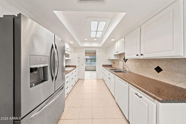 15410 N RIDGEVIEW Road, Sun City, AZ 85351