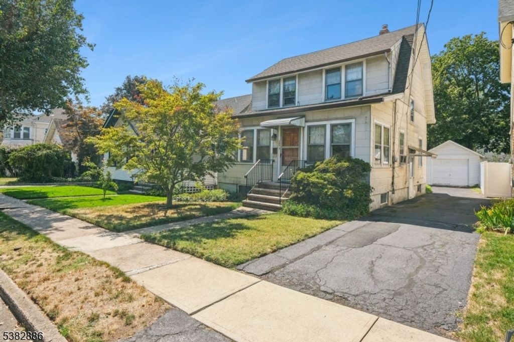 160 3Rd Ave, Hawthorne Boro, NJ 07506