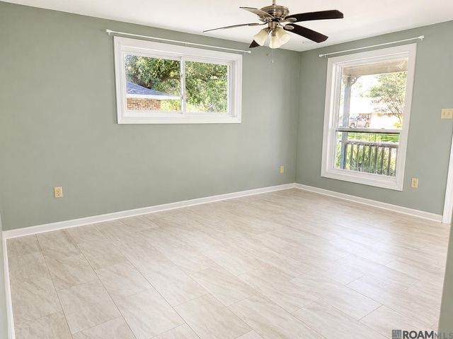 431 Gloria Dr, Baton Rouge, LA 70819