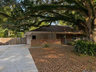 431 Gloria Dr, Baton Rouge, LA 70819
