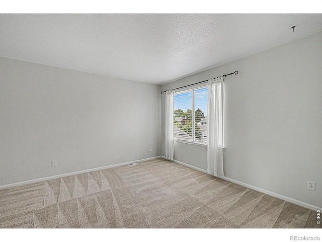 949 Reynolds Farm Lane, Longmont, CO 80503