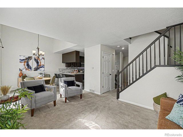 949 Reynolds Farm Lane, Longmont, CO 80503