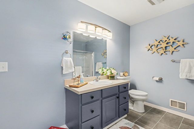 938 Mid Bluff Drive, Zeeland Twp, MI 49464