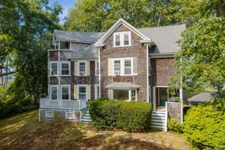 34 Pequossett Avenue, North Falmouth, MA 02556