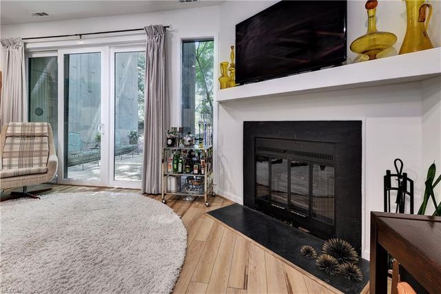 102 Harrops GLN, Williamsburg, VA 23185
