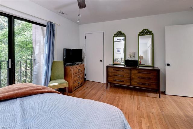 102 Harrops GLN, Williamsburg, VA 23185