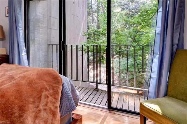 102 Harrops GLN, Williamsburg, VA 23185