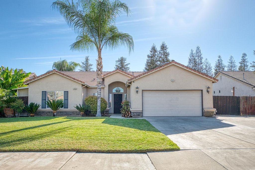 Image 1 of property listing at 3744 Olive Street, Selma, CA 93662