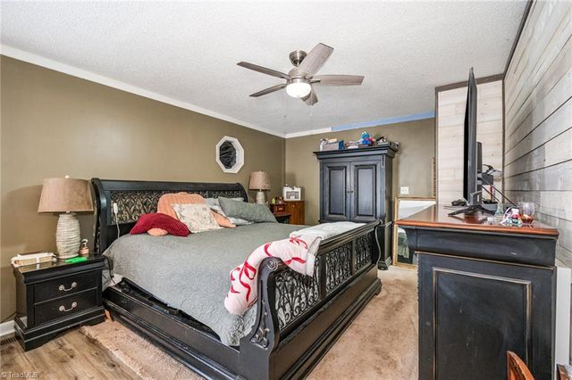 5607 Golden Needle Drive, Mcleansville, NC 27301